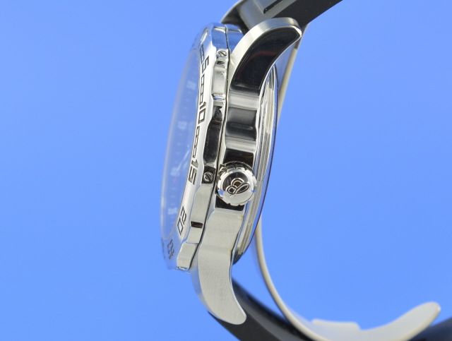 Breitling Colt 44 Chronometer