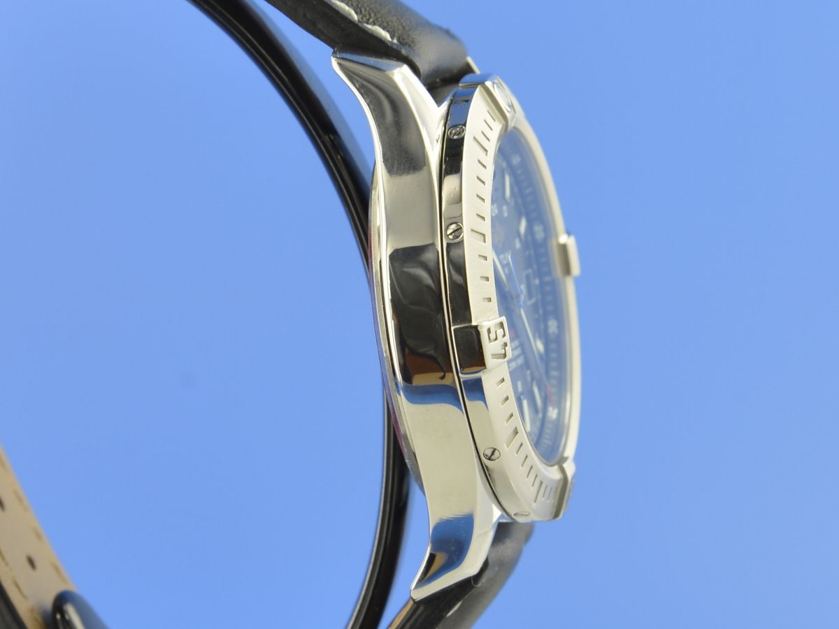 Breitling Colt 44 mm Automatik