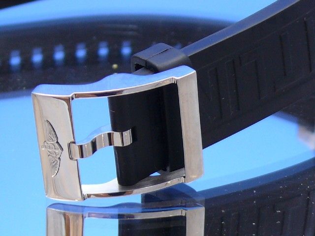 Breitling Colt 44 mm Quarz