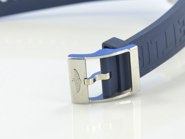 Breitling Colt Chronograph 44mm Quarz