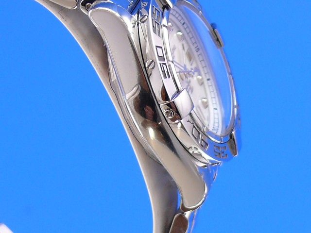 Breitling Galactic 32