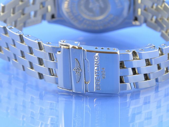 Breitling Galactic 32