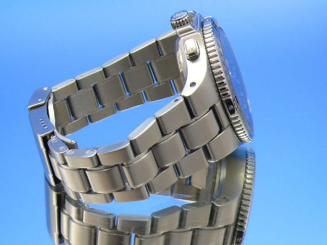 Breitling Hercules Chronograph A39363