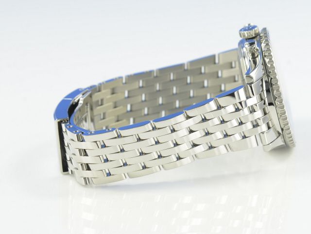 Breitling Navitimer 01