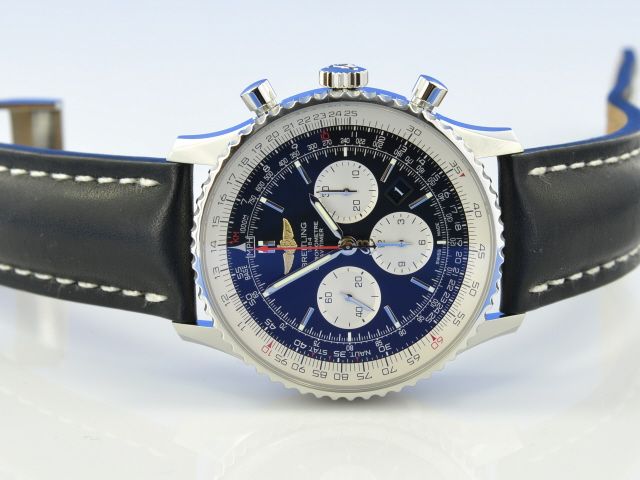Breitling Navitimer 01