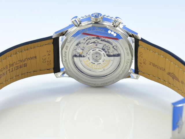 Breitling Navitimer 01