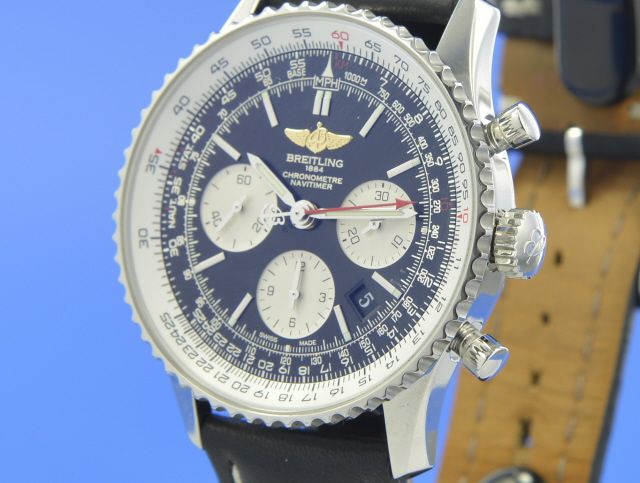 Breitling Navitimer 01