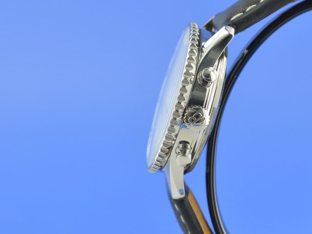 Breitling Navitimer 01