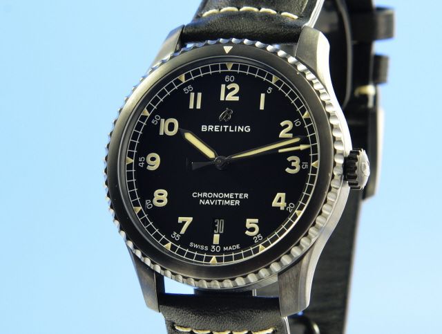 Breitling Navitimer 8 Automatik Black