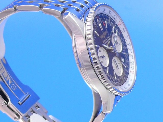 Breitling Navitimer A23322