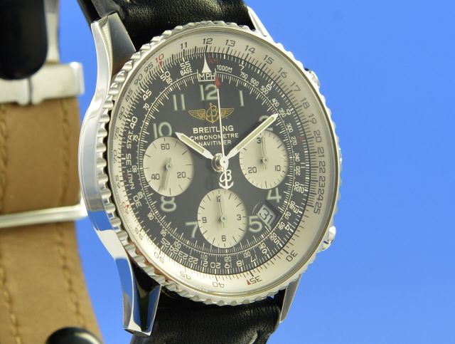 Breitling Navitimer