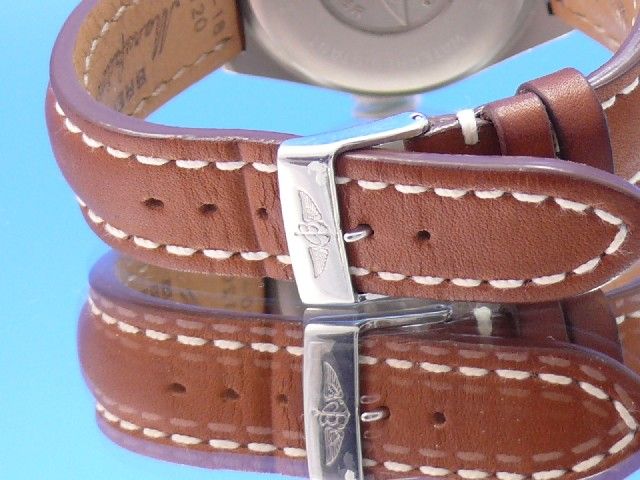 Breitling Navitimer Aerospace Titan/Gold