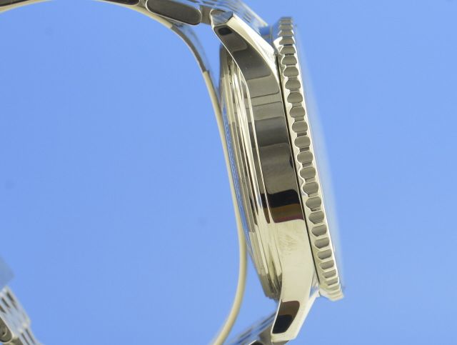 Breitling Navitimer B01