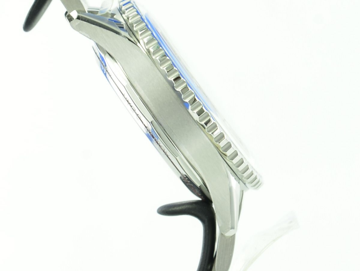 Breitling Navitimer B01 Chronograph UVP 9400 Euro