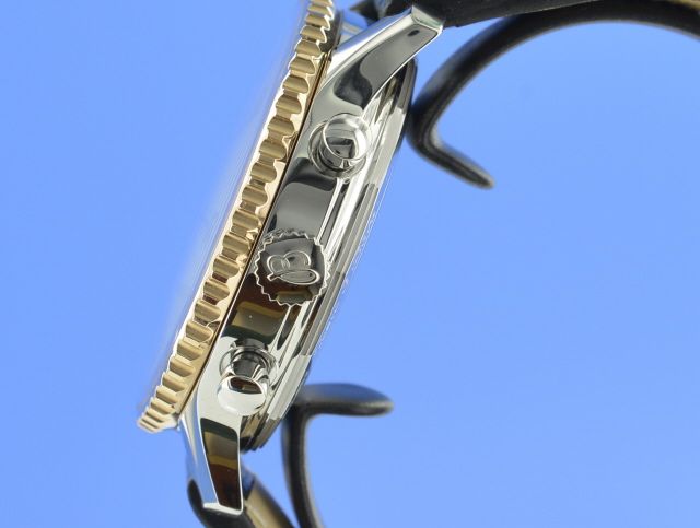 Breitling Navitimer B01Stahl/Gold