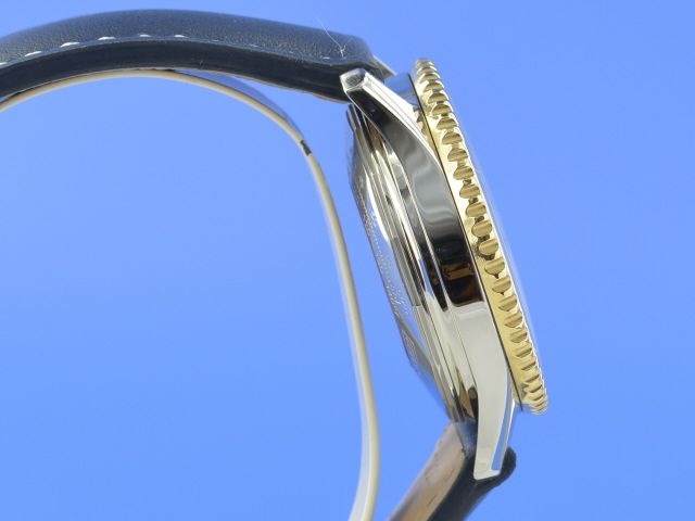 Breitling Navitimer Stahl/Gold