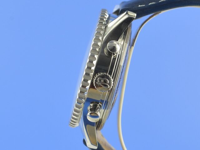 Breitling Navitimer World