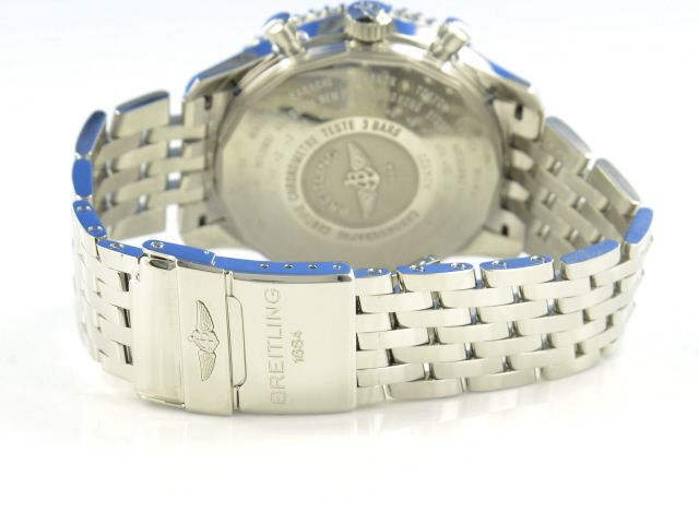 Breitling Navitimer World