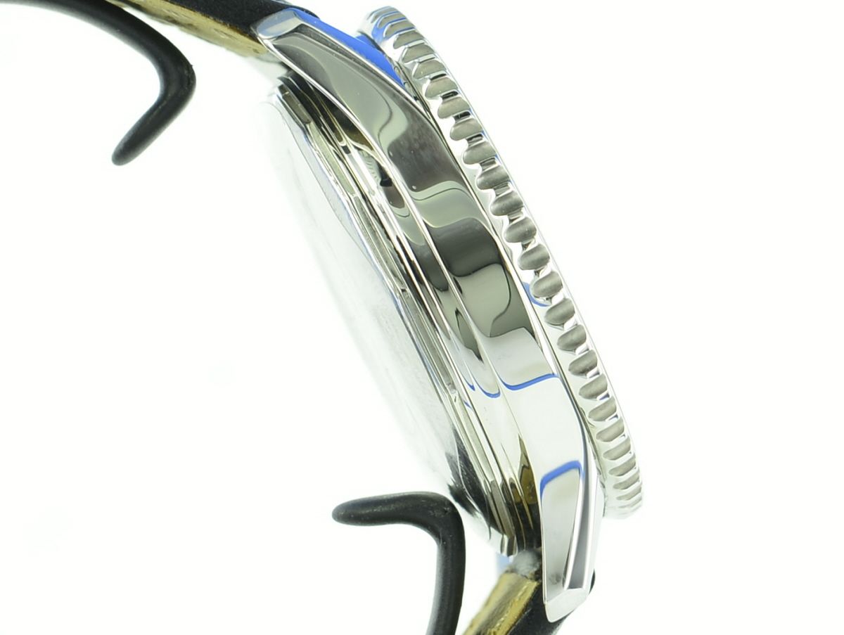 Breitling Navitimer World GMT