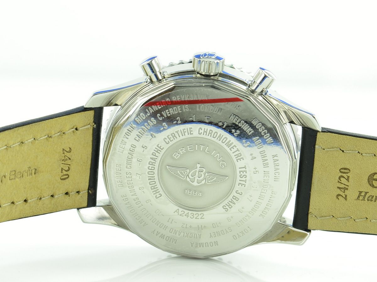 Breitling Navitimer World GMT