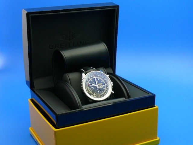 Breitling Navitimer World