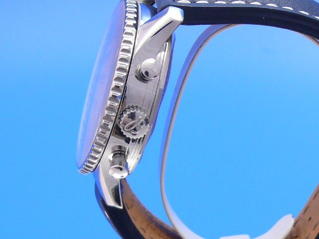 Breitling Navitimer World