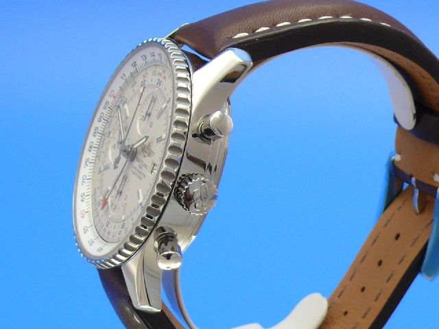 Breitling Navitimer World