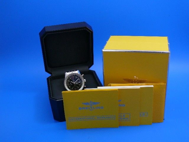 Breitling Navitimer World