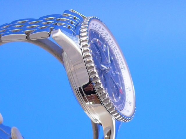 Breitling Navitimer World