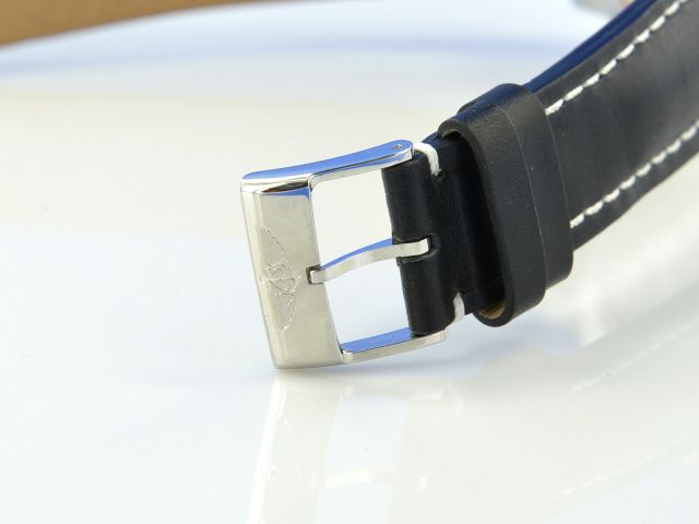 Breitling Navitimer World