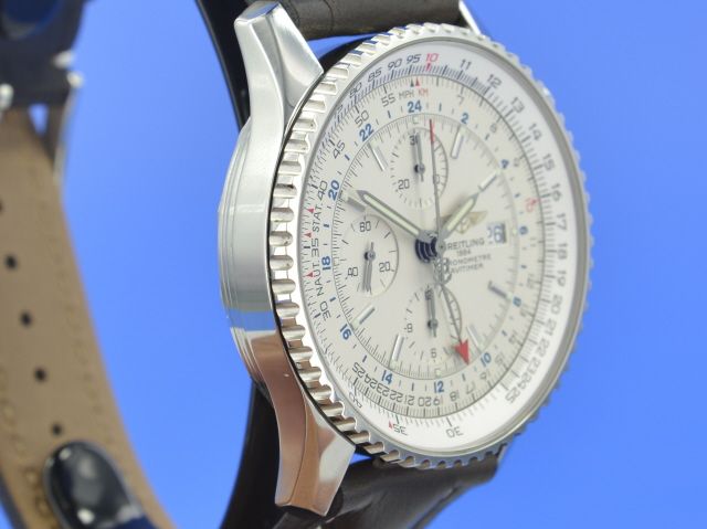 Breitling Navitimer World