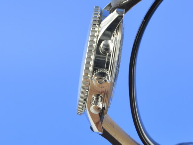 Breitling Navitimer World