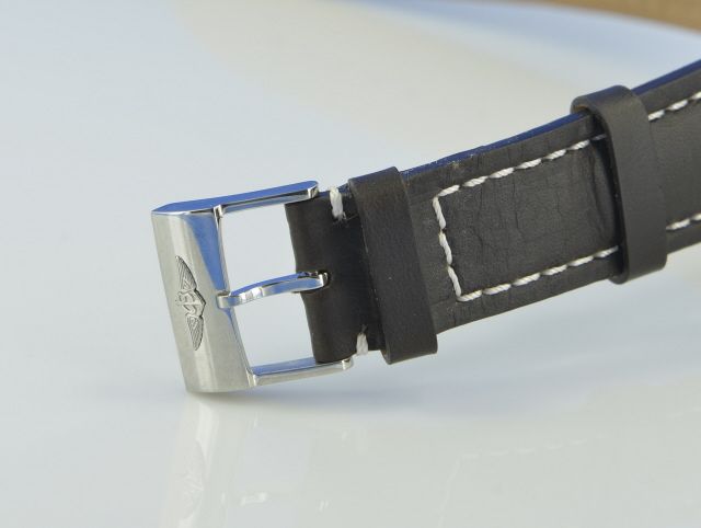 Breitling Navitimer World