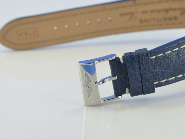 Breitling Navitimer World