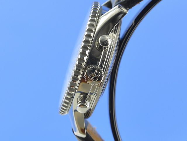 Breitling Navitimer World