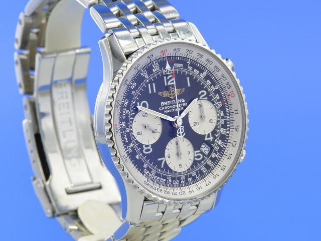 Breitling Navitimer