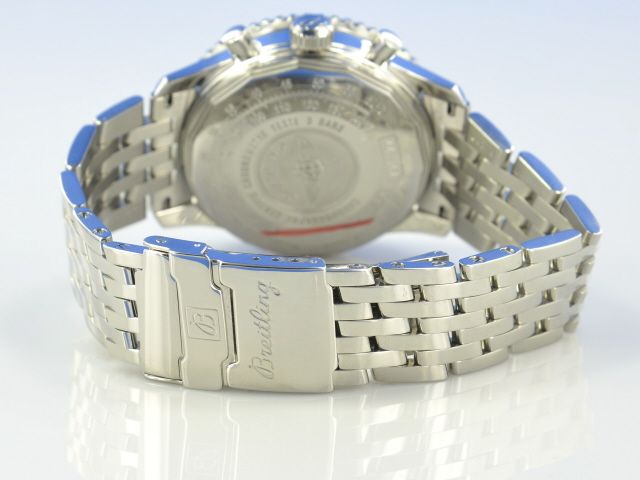 Breitling Navitimer