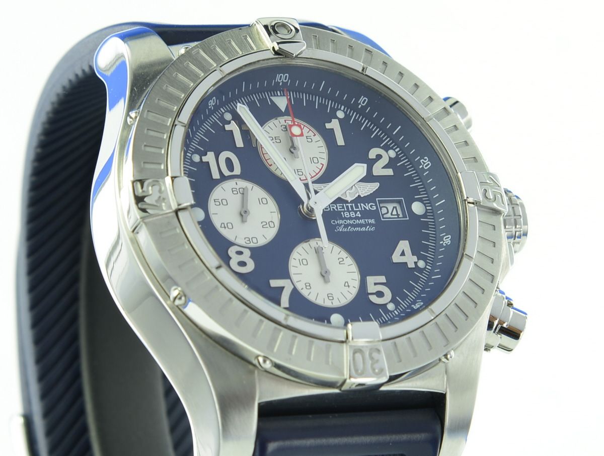 Breitling Super Avenger A13370