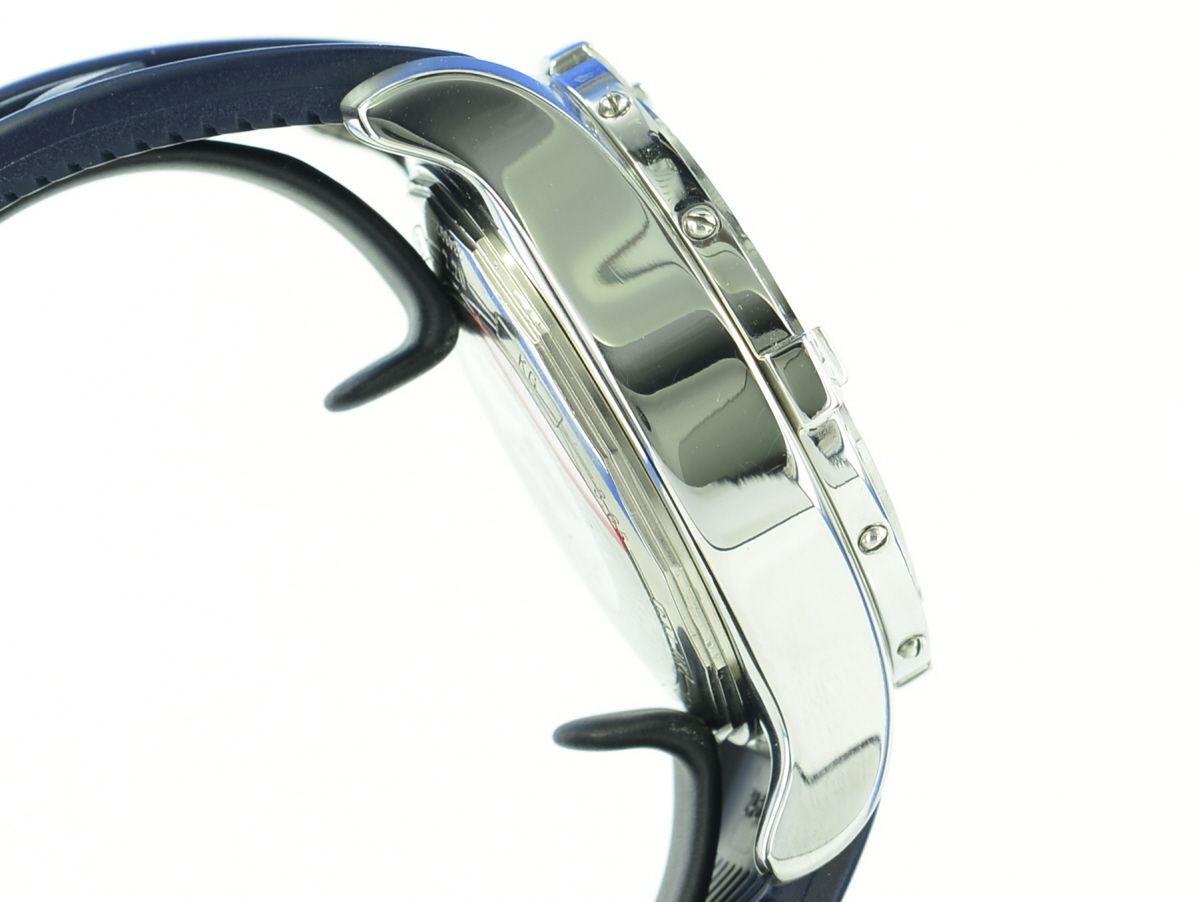 Breitling Super Avenger A13370