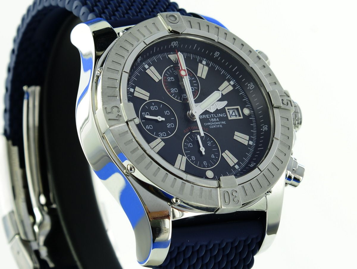 Breitling Super Avenger A13370
