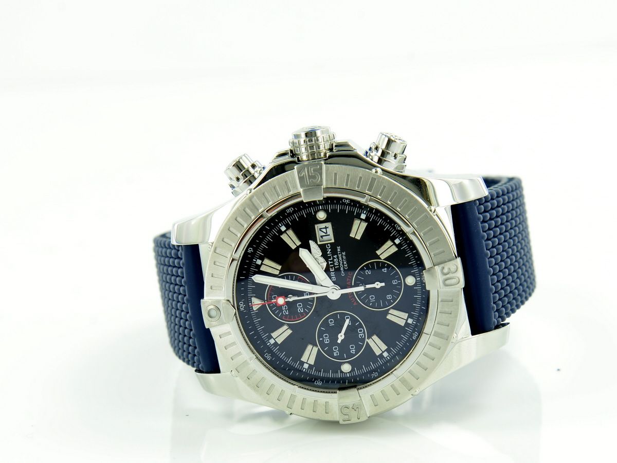 Breitling Super Avenger A13370