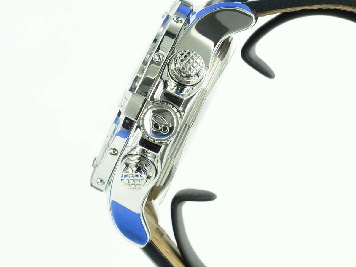 Breitling Super Avenger A13370