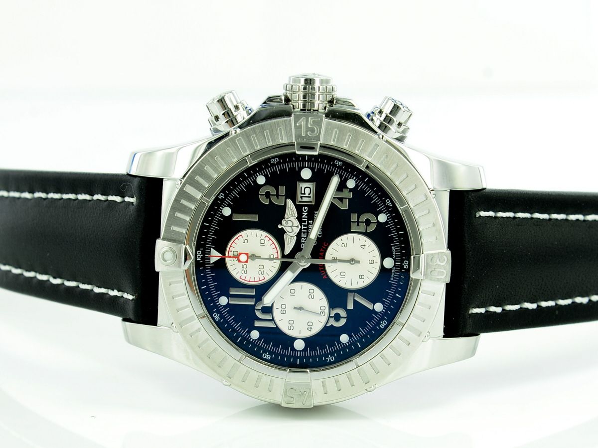 Breitling Super Avenger A13370