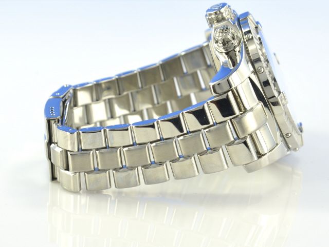 Breitling Super Avenger Automatik Chronograph