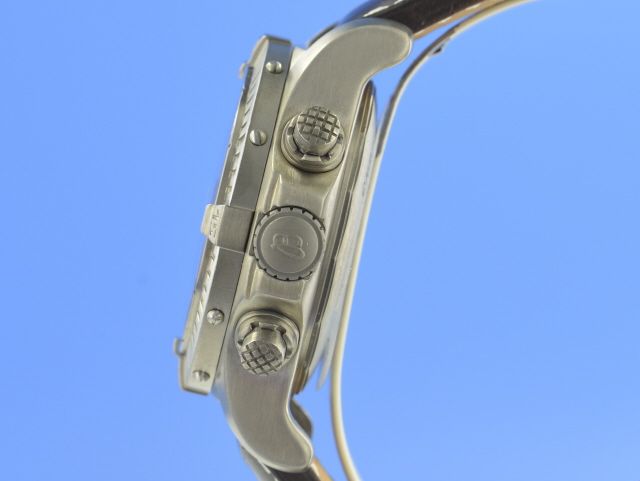 Breitling Super Avenger Chronograph Titan