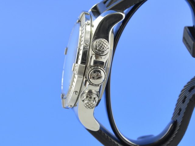 Breitling Super Avenger Chronograph