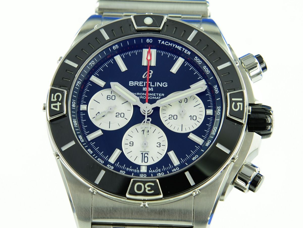 Breitling Super Chronomat B01 44