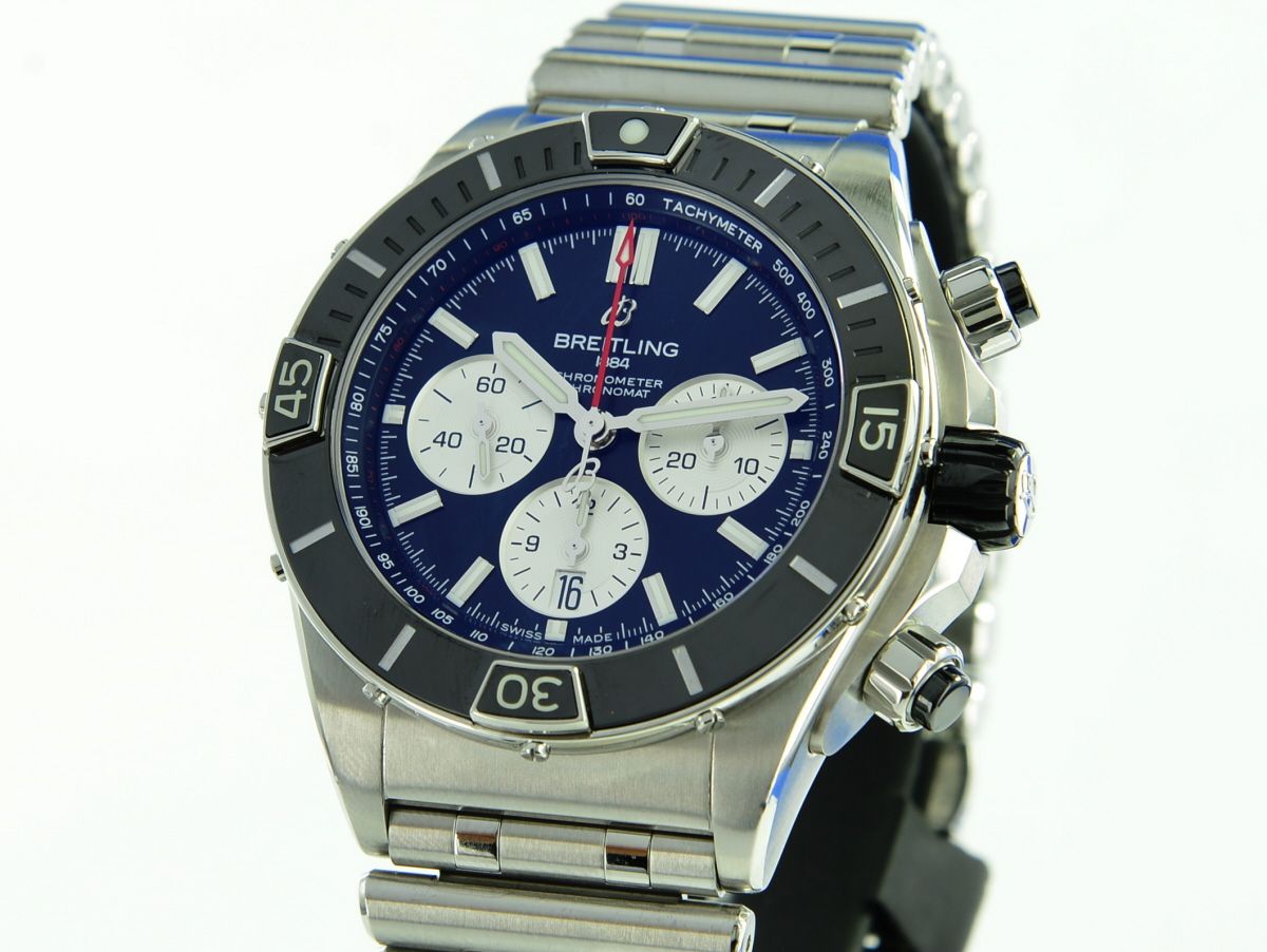 Breitling Super Chronomat B01 44