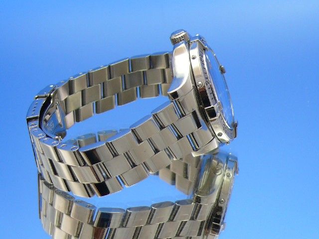 Breitling Superocean 42 mm