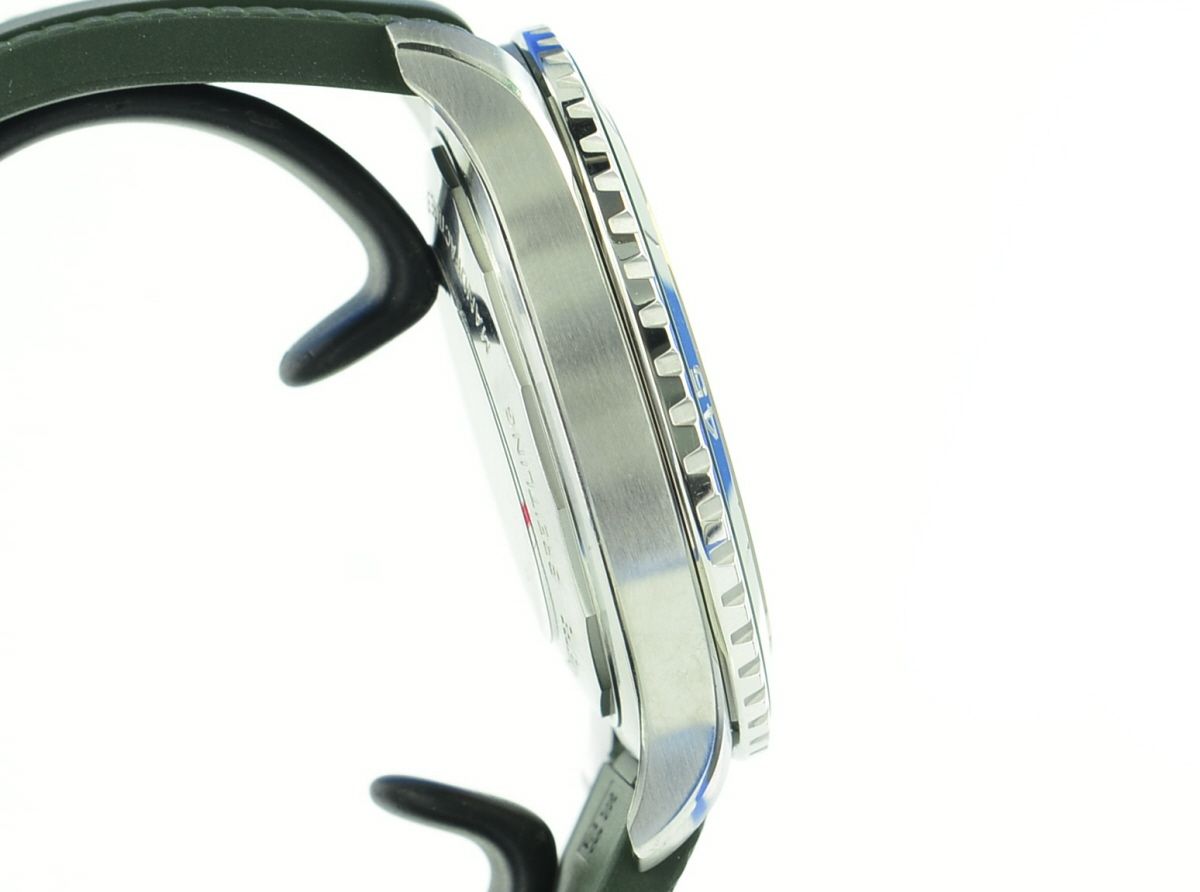 Breitling Superocean 44 A17376